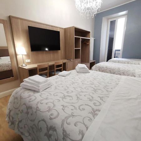 Opera Relais 85 Bed & Breakfast Messina Exterior foto